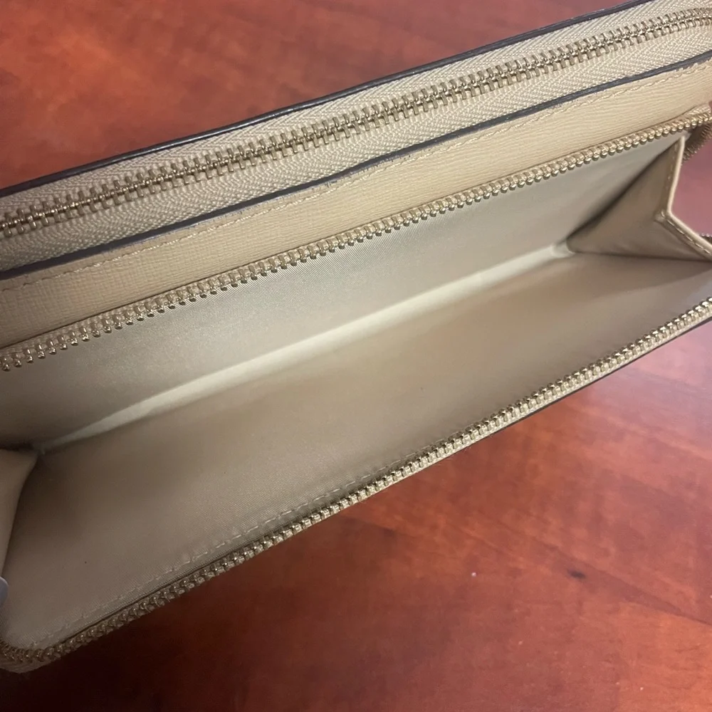 Coach Beige/Tan Zip Wallet Wristlet